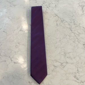 Men’s Brioni tie